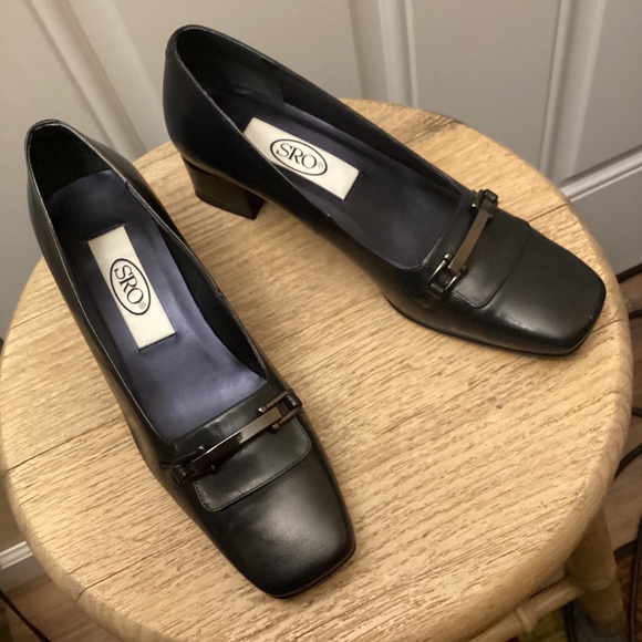 S.R.O. SRO DARK NAVY BLUE HEELS SZ 6M 1.5” - Picture 4 of 8